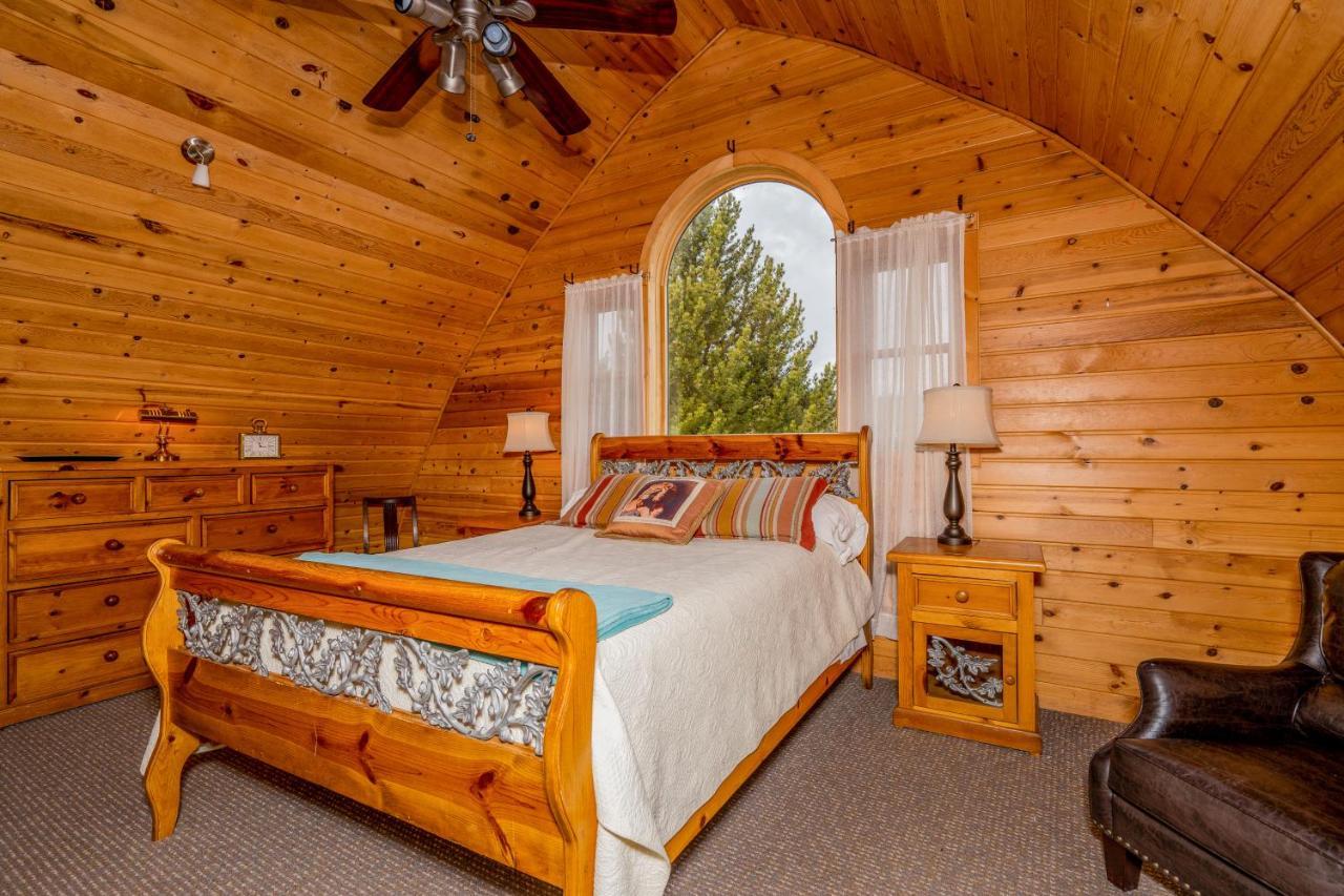 Forest Edge Home West Yellowstone Extérieur photo
