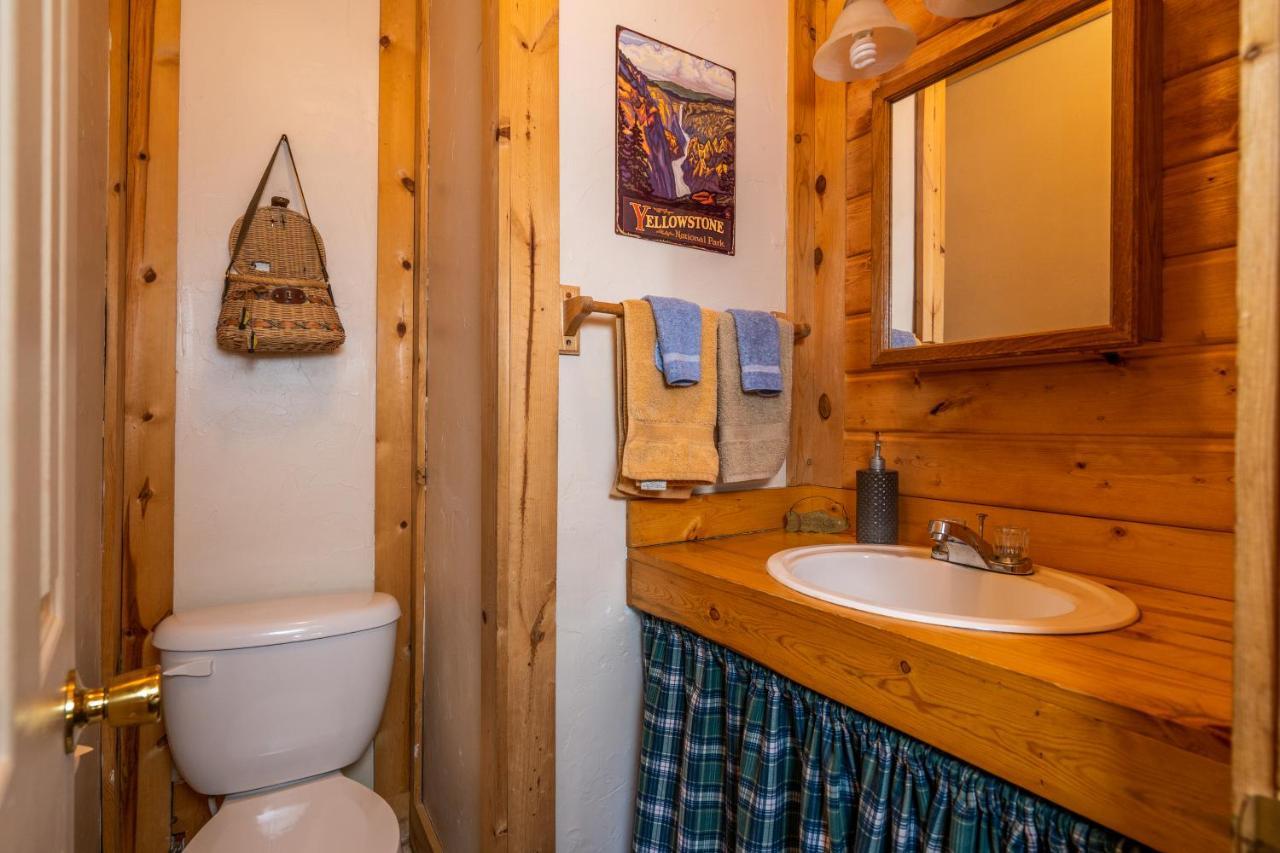 Forest Edge Home West Yellowstone Extérieur photo