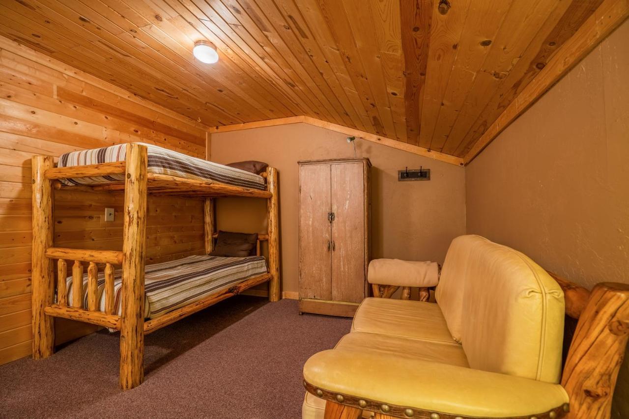 Forest Edge Home West Yellowstone Extérieur photo